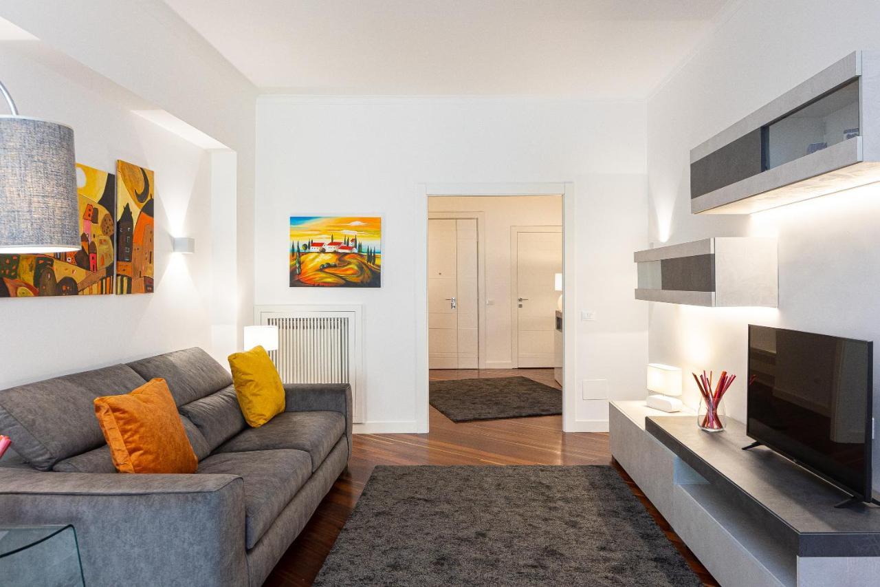 Ponte Milvio-rental In * Rom